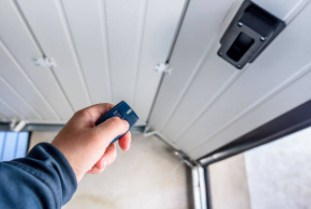 Beachfront Condo Rentals for Remote Work: Combining Business and Pleasure