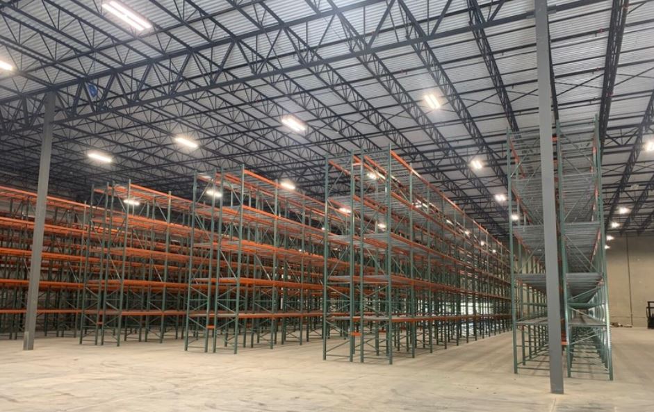 The Complete Guide to Boom Lift Rental: Benefits, Costs, and How to Choose the Right Lift