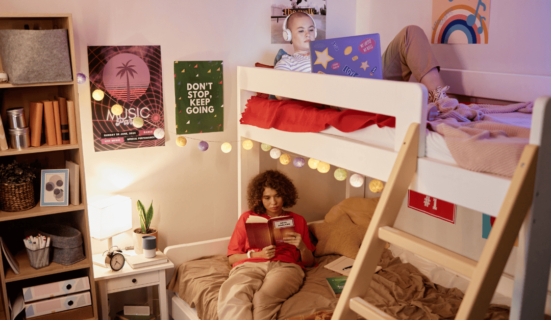 10 Hacks To DIY Your Dorm Room on a Budget