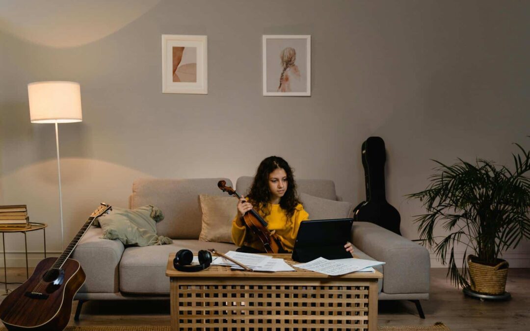 The Future of Extendable Tables: Smart Designs and Innovative Mechanisms