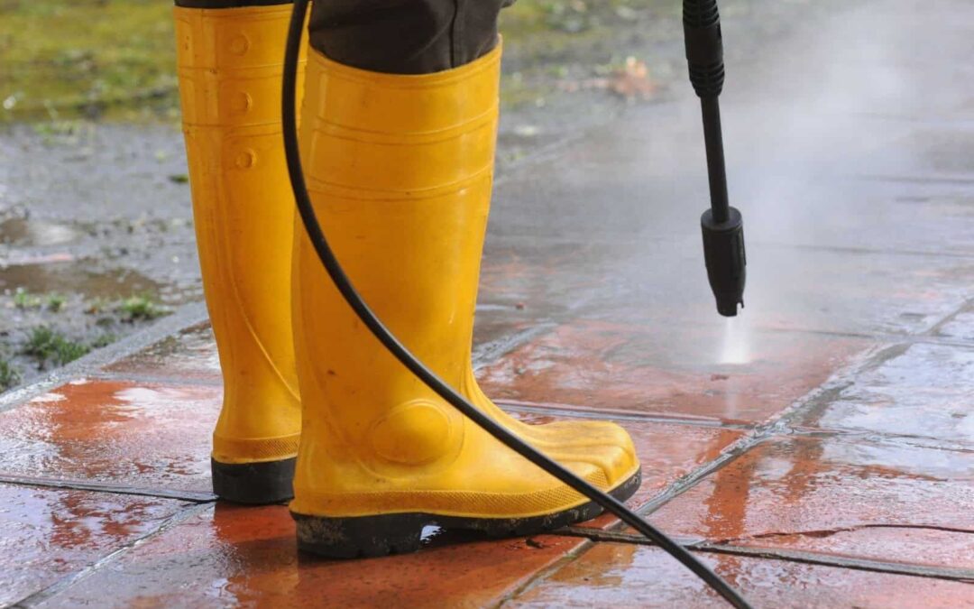 Top Power Washing Mistakes Homeowners Should Avoid (And How to Do It Right)