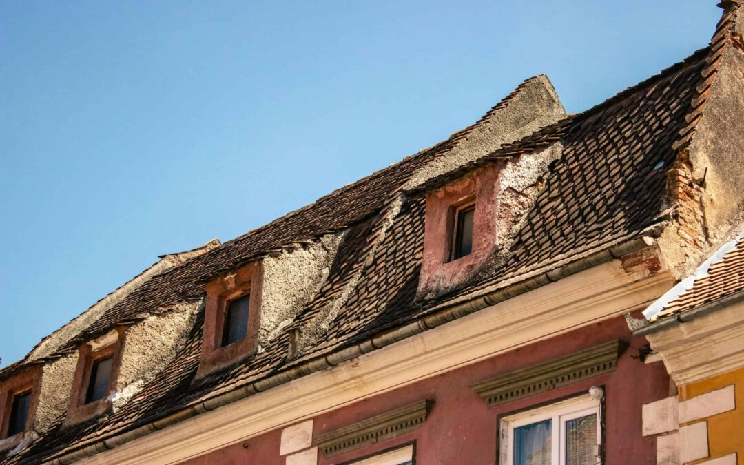 How to Know When It’s Time to Replace Your Roof | A Homeowner’s Guide