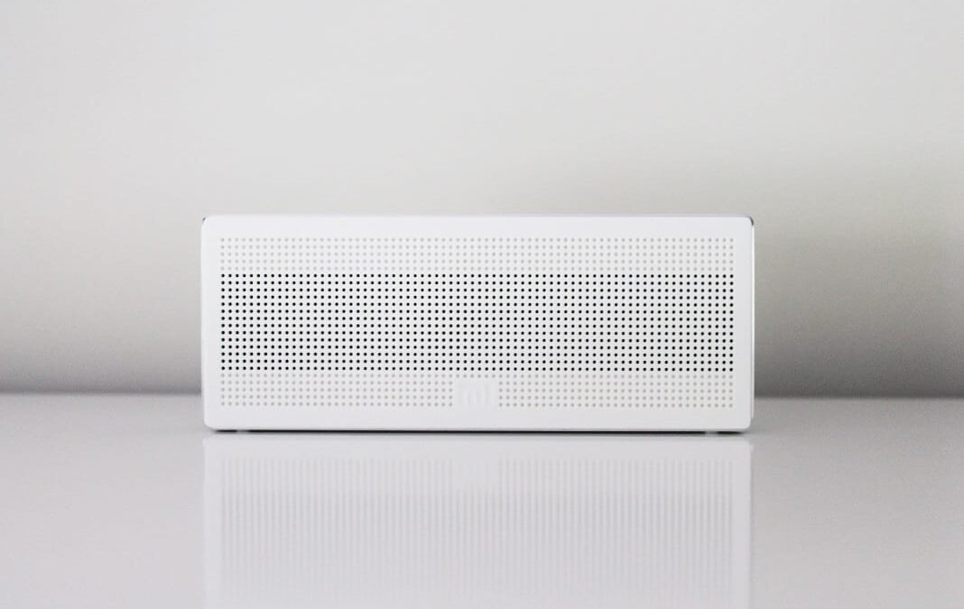 Who are the leading AC manufacturing companies?