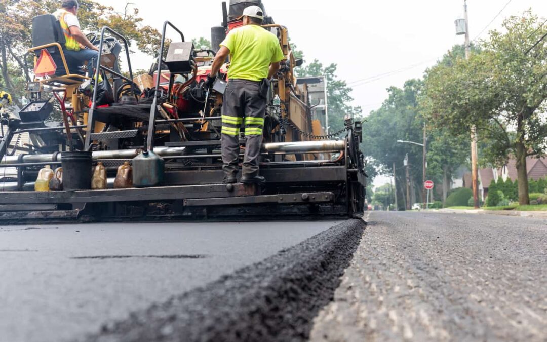 Asphalt Sealing vs Resurfacing: What’s the Difference?