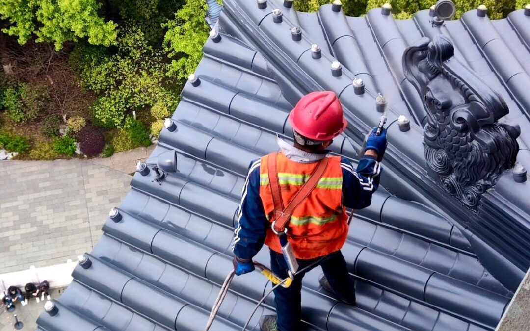 Ultimate Guide to Replacing Roof and Gutters Together