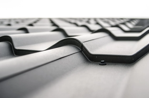 Factors to Consider When Choosing the Right Roofing Material for Your Home