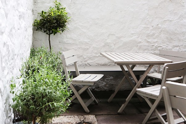 How to Create a Cozy Patio for Year-Round Enjoyment
