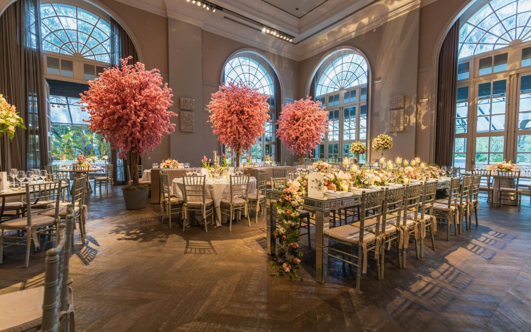 Hosting a Party? Here’s How Renting Furniture Can Save You Time, Money, and Stress