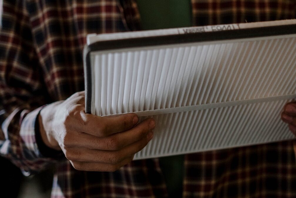 How to Clean Your Air Conditioning Filter