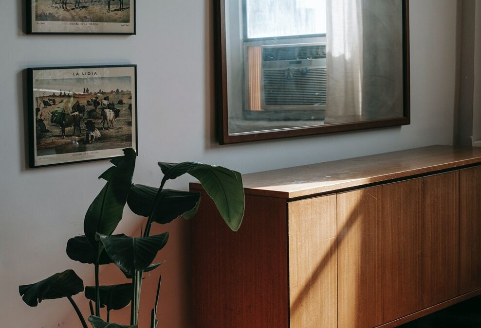 Hang Tight: Mastering the Art of Picture Hanging with the Right Screws