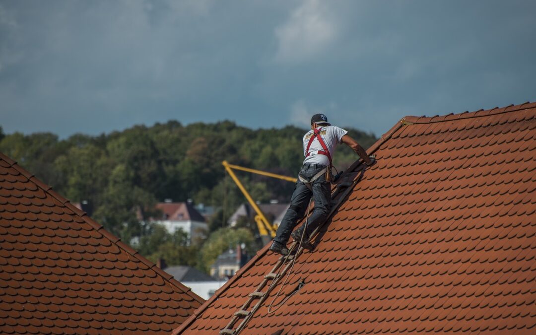 How to Handle Roofing Emergencies