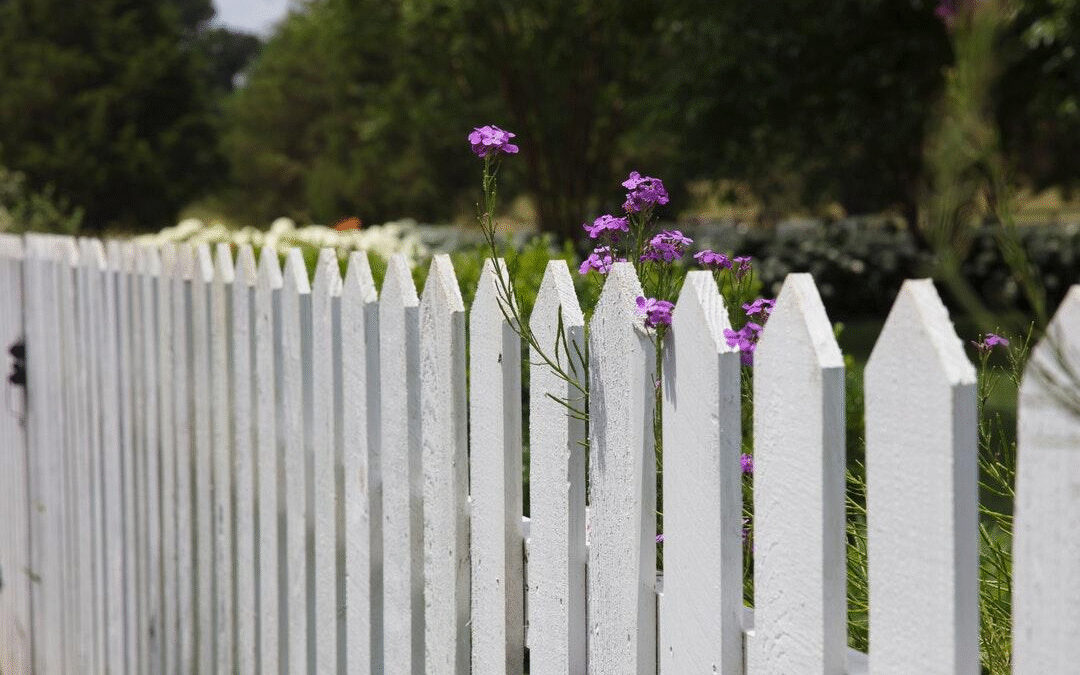 4 Things to Keep in Mind When Choosing a Fence for Your Home