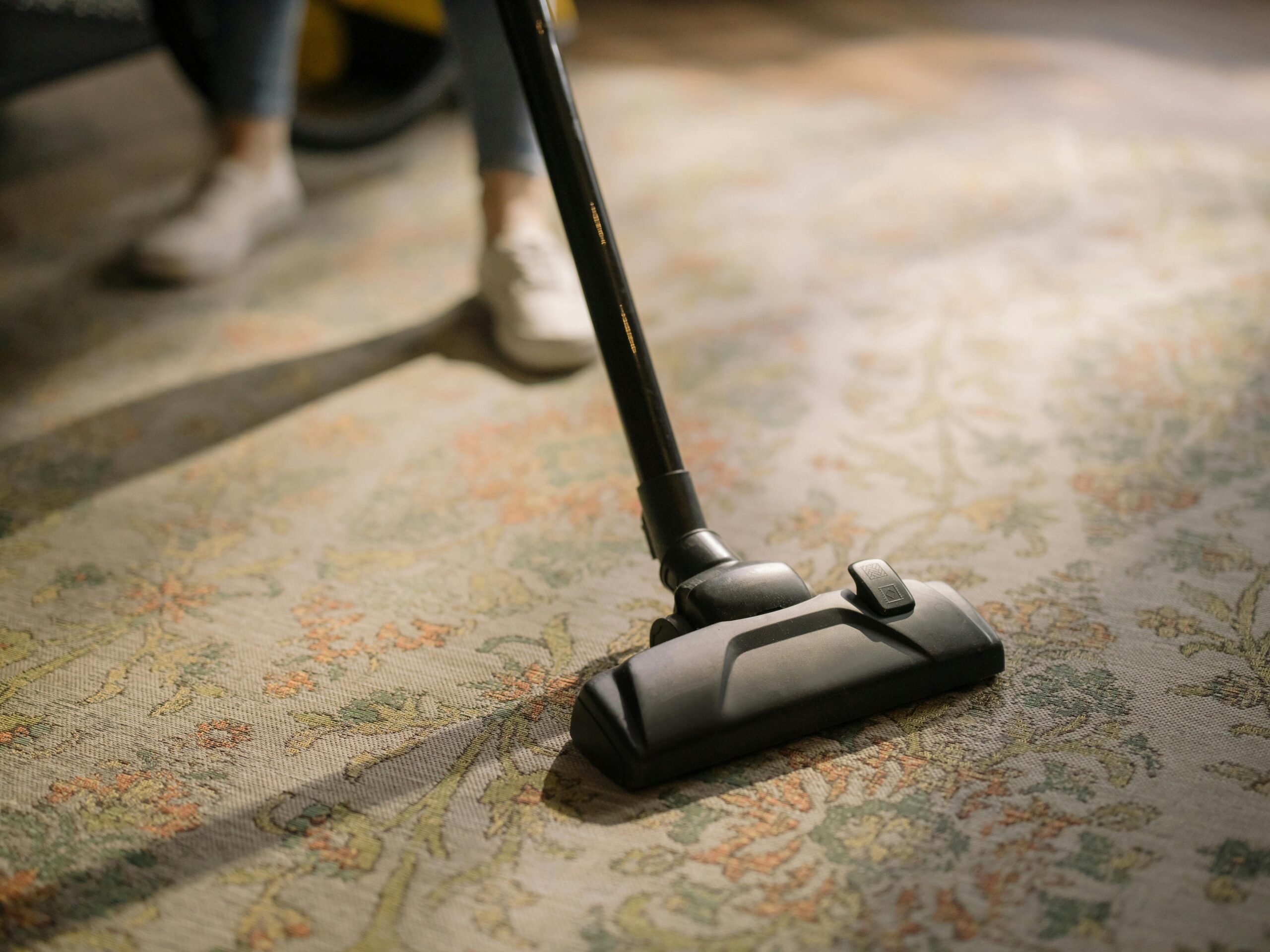 Clever Carpet Cleaning Tips for Every Homeowner Today